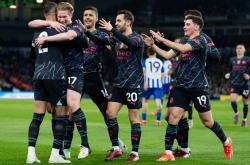 开云-集结日英超焦点战；法兰克福绝杀压哨；气氛紧张；球探报告显示潜力-开云