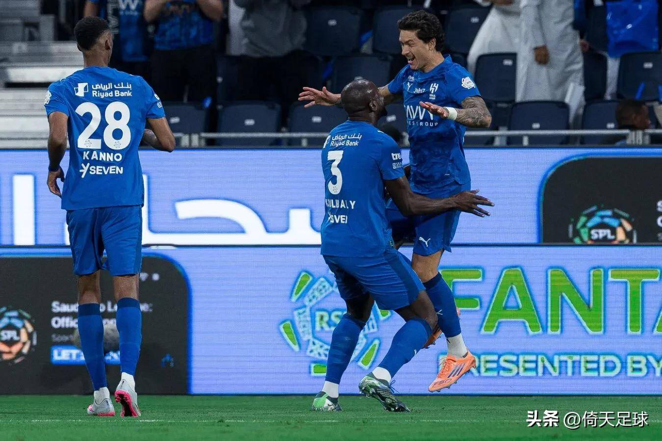 清晨德国杯传出新动向；莱比锡状态回暖；管理层表态——底气十足；轮换策略成焦点的简单介绍